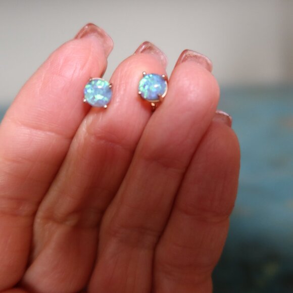 NWOT! $185 Savvy Cie blue opal and gold over sterling stud earrings - Picture 1 of 16